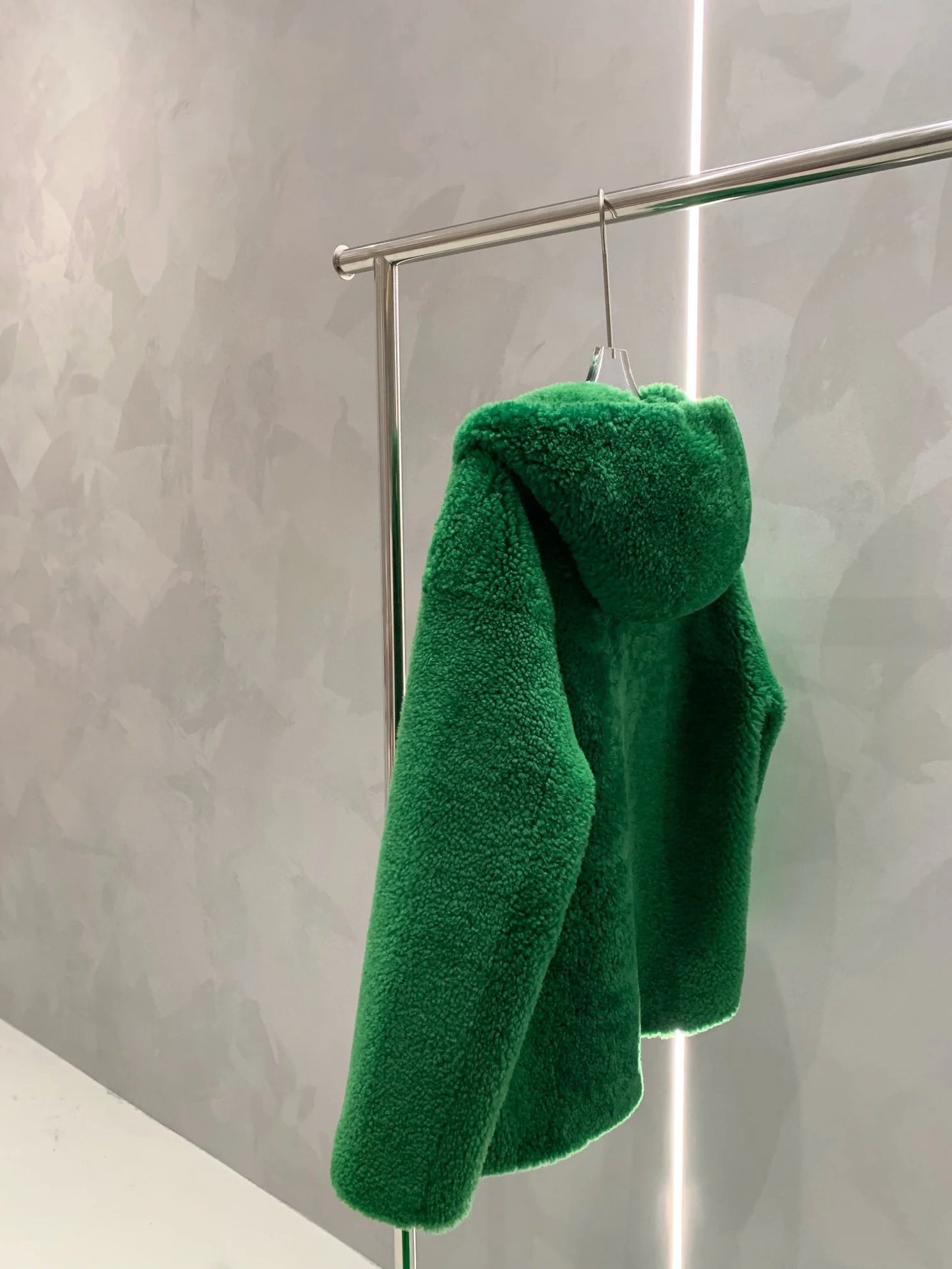 Winter Women's Green Hooded Wool Coat High-end Luxury Brand Clothing Keep Warm Hairy Plant Dyeing Design Fur Jackets 55994