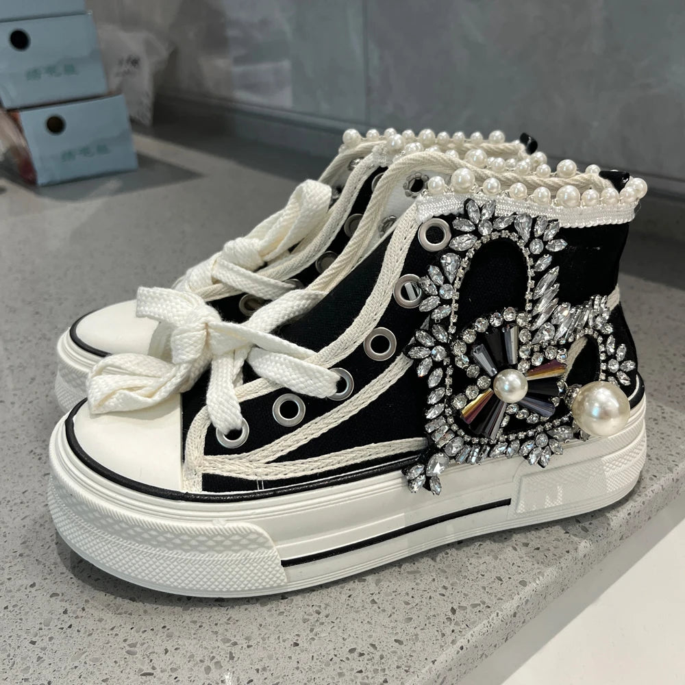 Women Black Sneakers Heart Shape Rhinestone Big Pearl Luxury Design Round Toe High Top Lace-up Girls Canvas Shoes Very Cool